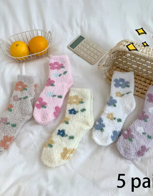 Load image into Gallery viewer, 8 Pairs Women/Men Boat Socks Invisible Low Cut Silicone Non-Slip Summer No-Show Ankle Socks Solid Color Casual Breathable
